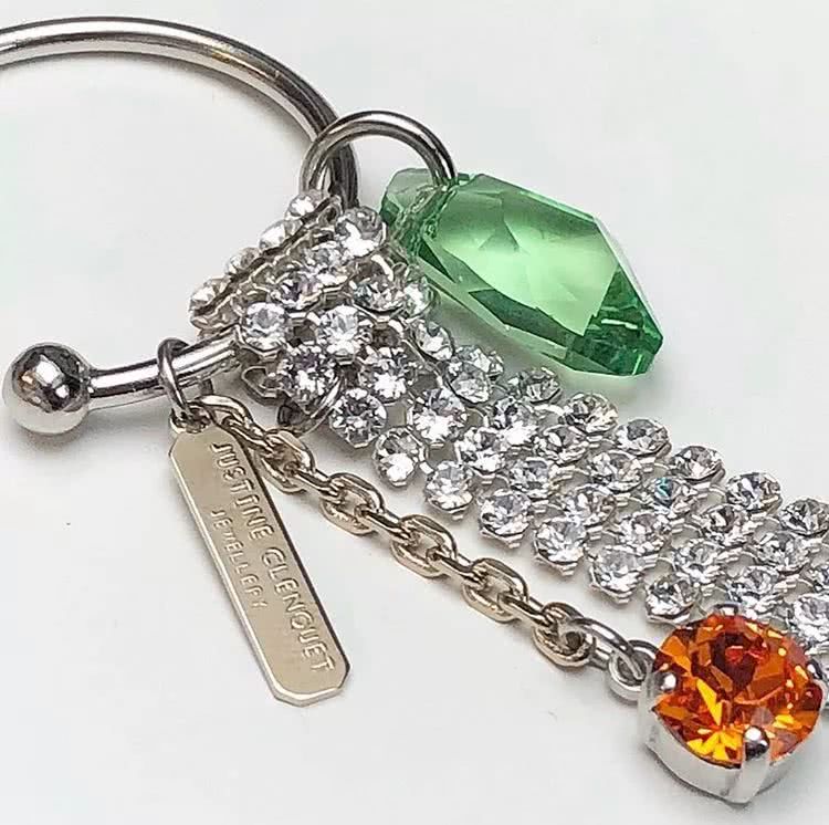 比起Ambush处了什么“对象”,我更关心这些小众配饰品牌何时上新