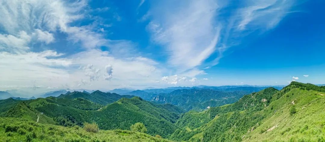 徒步穿越北驼梁完整版,穿越花海古道游记