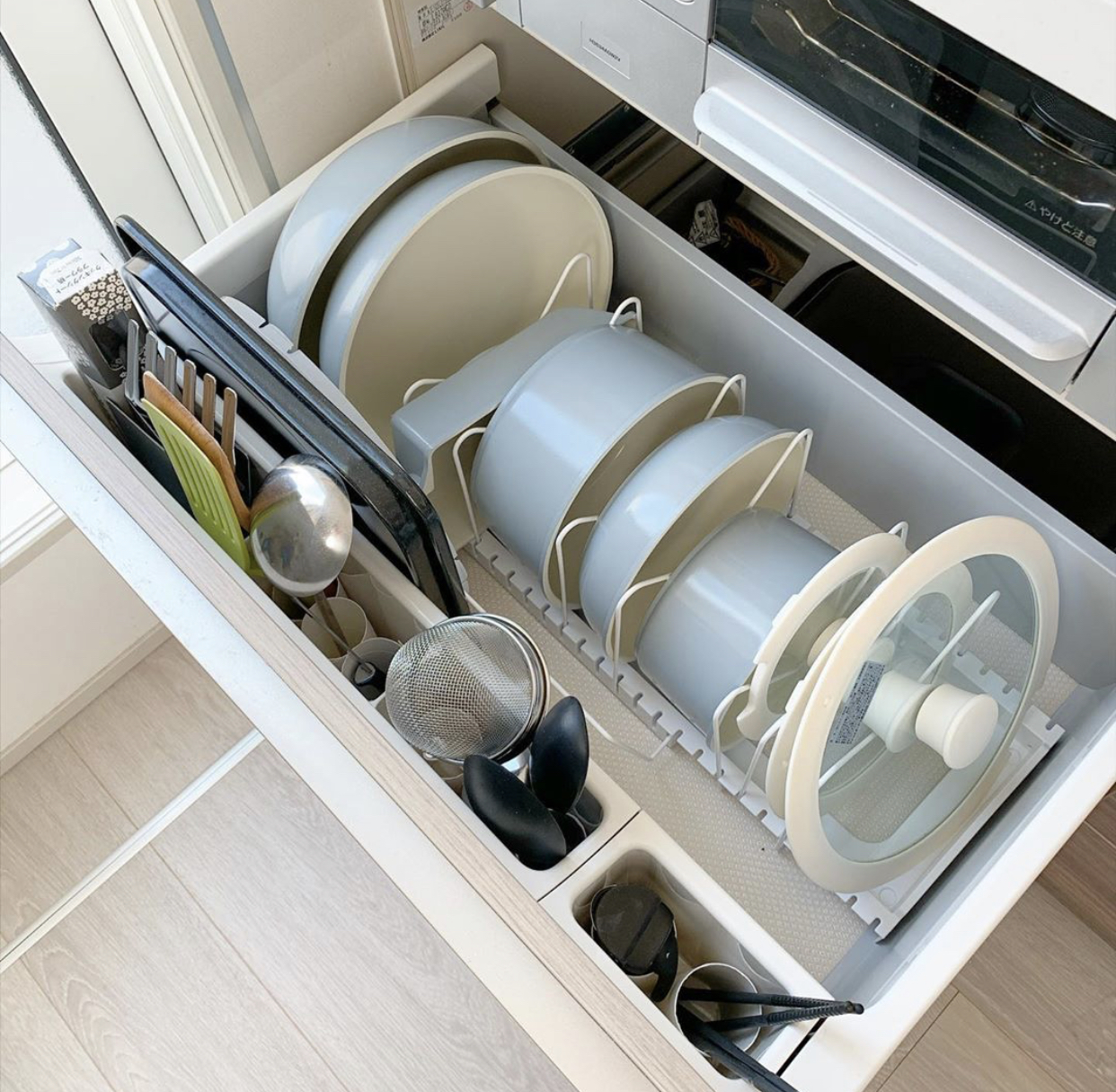 厨房锅具收纳墙上,厨房锅具收纳整理神器