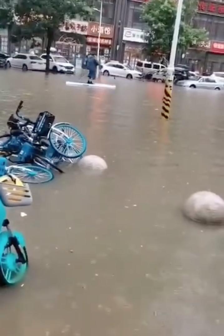 比特大暴雨还大的雨,比郑州还大的暴雨