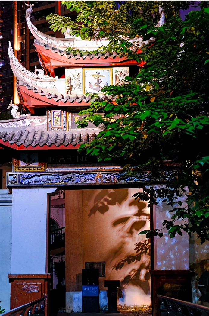 重庆旅游攻略南山,重庆南滨路长江国际