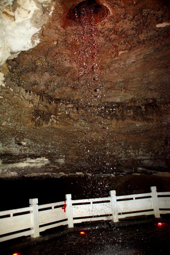 神龙峡：幽谷深深隐桃源