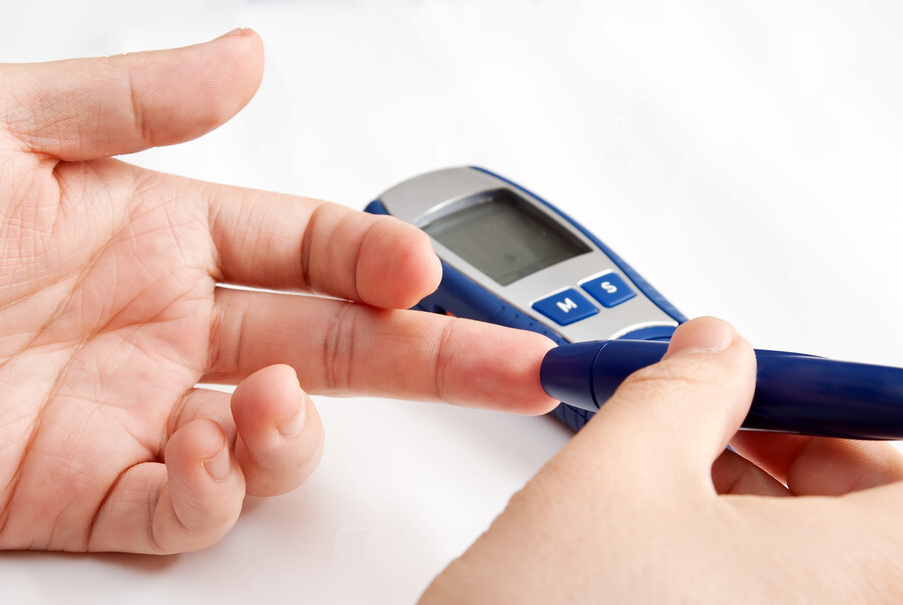 高血糖人群不能吃饱饭？掌握这些控糖技巧，平稳血糖简单又高效