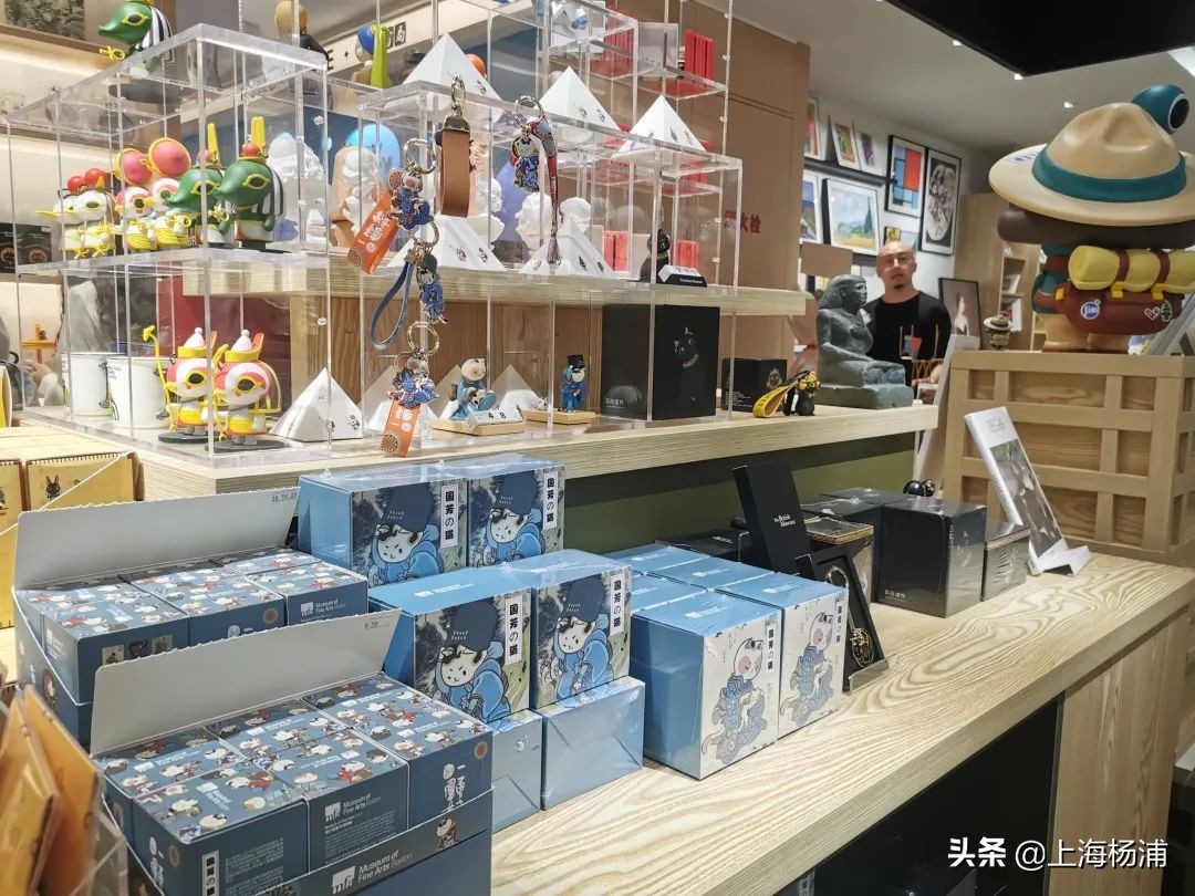 这家书店正式“回归”！既能阅读书刊，还能玩转潮流！