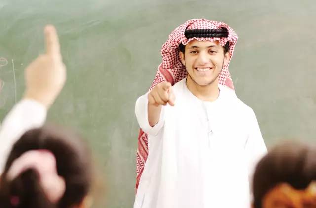 土豪国迪拜,到底有没有穷人