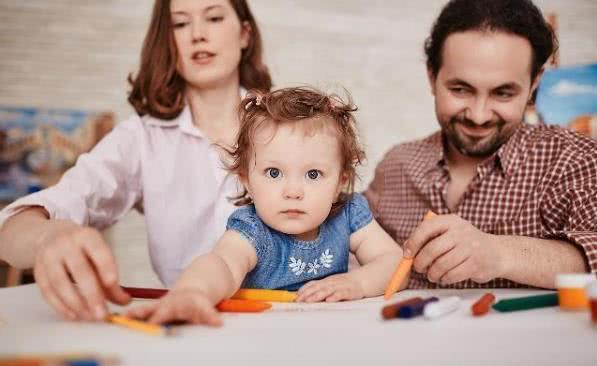 教育小孩不能刻模子，每个孩子都有闪光点，家长要懂因材施教