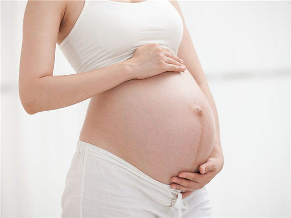 孕妇肚子疼跟宫缩一样怎么回事,孕晚期怎么分辨胎动疼还是宫缩疼