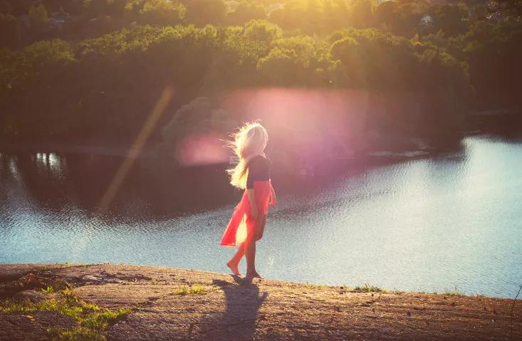 随着年龄增长你会越来越焦虑,随着年龄的增长人总是会变得孤独