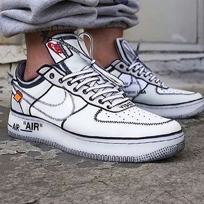 当初忍痛买的万元球鞋,被你们说拆就拆,你有想过我的感受吗?