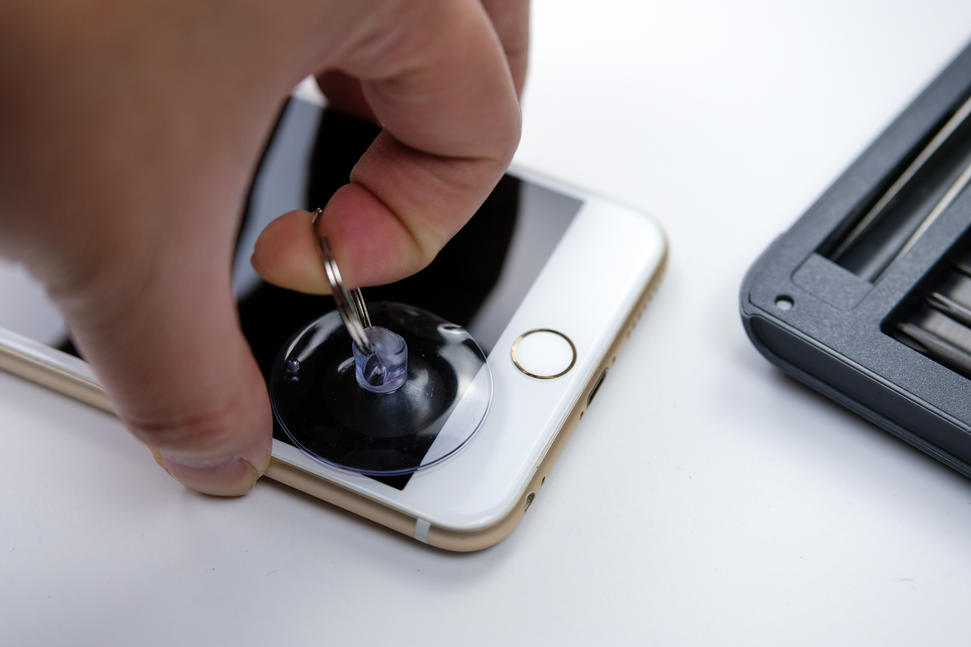 苹果6splus更换电池视频,iphone6splus更换电池视频教程