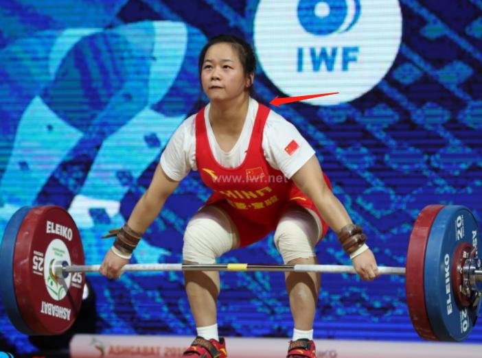 斜方肌越练越大的原因女的,斜方肌厚显得脖子短