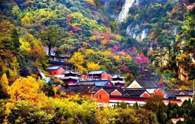 湖北深秋自驾游景点推荐,秋色彩林川西自驾