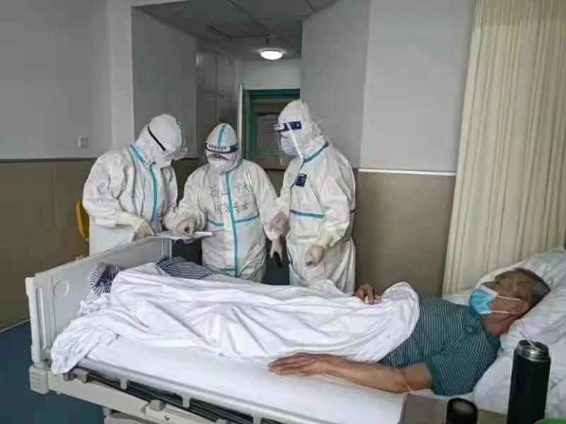 【我和我的荣耀】高孟秋：为国抗疫，我骄傲