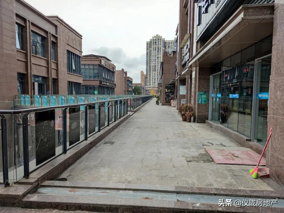 仪陇县最热闹的步行街,仪陇最繁华的商业街