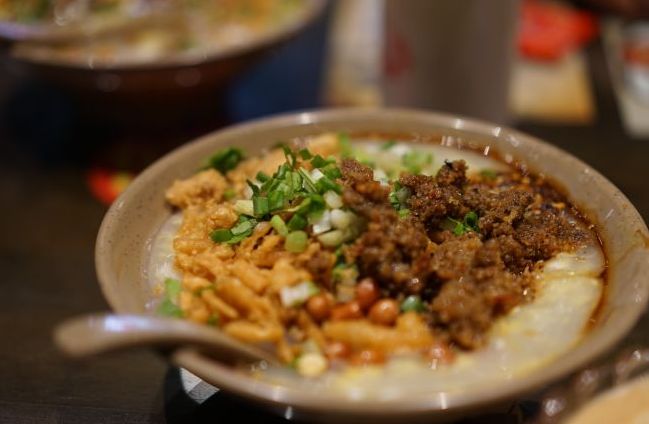 乐山是一个美丽的城市,乐山一个为了吃而来的城市