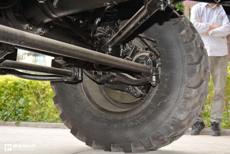 东风越野房车2021款乌尼莫克u5000,全时四驱乌尼莫克越野房车