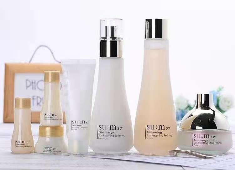 种草全球好美妆润唇膏,保湿修护产品测评