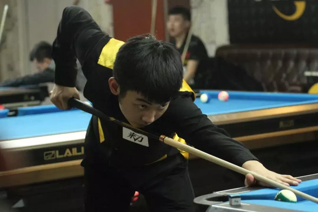 楚秉杰精彩集锦,张堃鹏与楚秉杰决赛录像