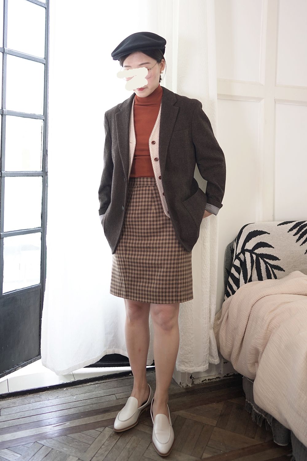 深卡其色大衣内搭什么颜色毛衣,格子大衣内搭什么颜色的毛衣好