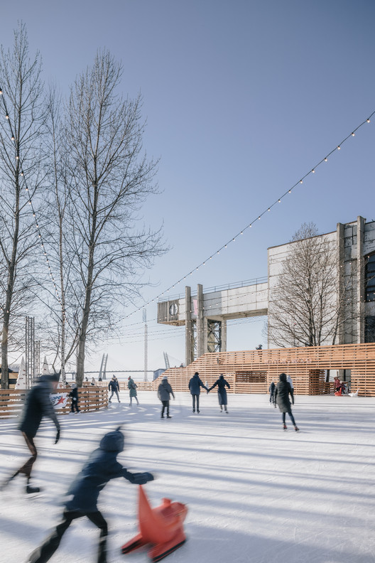 圣彼得堡滑冰教学,室外溜冰场设计图效果图