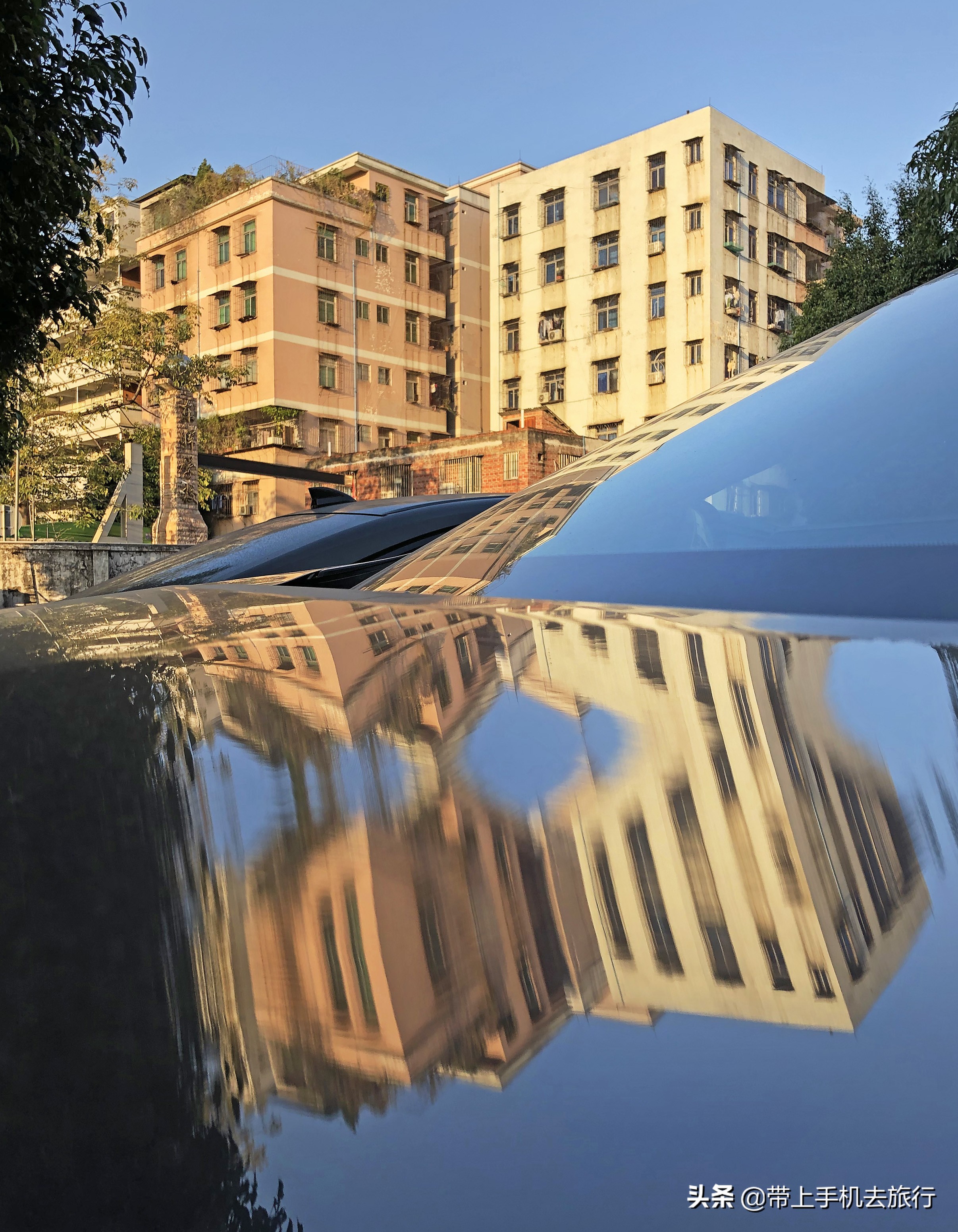 手机拍摄照片如何镜面反射,手机拍照怎样调节镜面反射