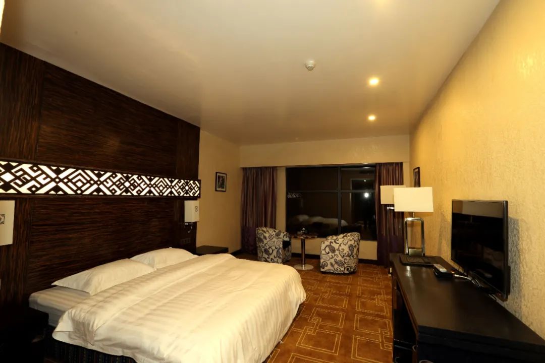 去一个离天空最近的地方,去离天空更近的地方