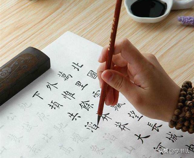 王羲之兰亭序用什么毛笔合适,王羲之兰亭序用什么规格毛笔写