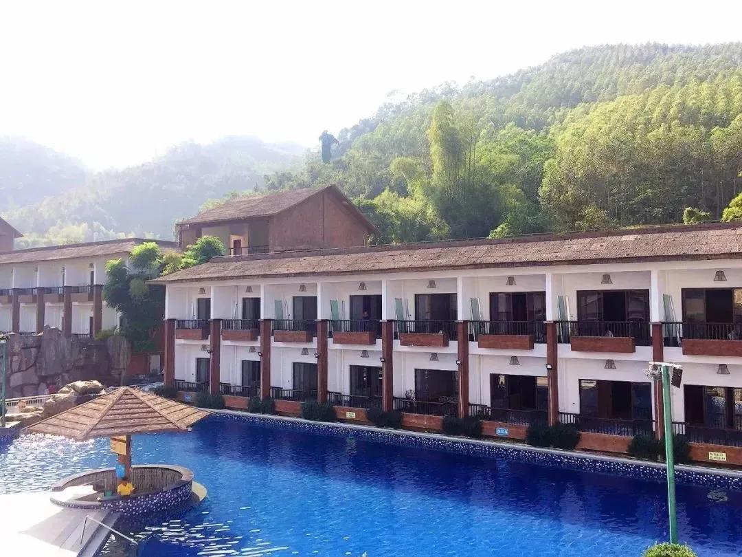 住进山林秘境泡私家汤池,住进风景里享受原生态乡村生活