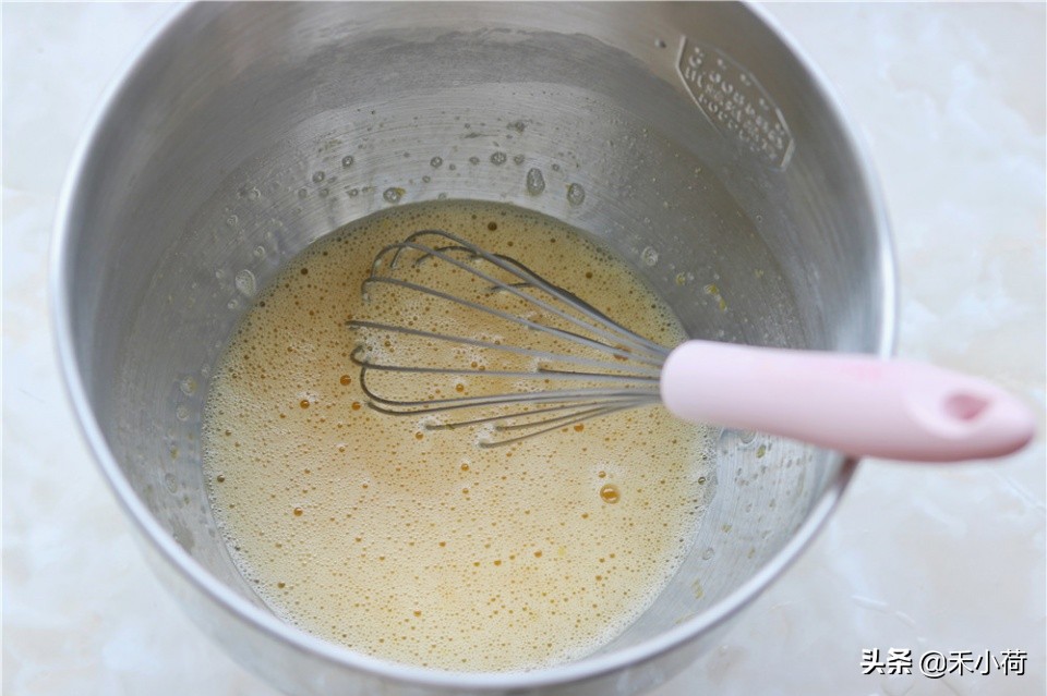 自制无黄油海绵蛋糕,8寸无油海绵蛋糕的做法步骤