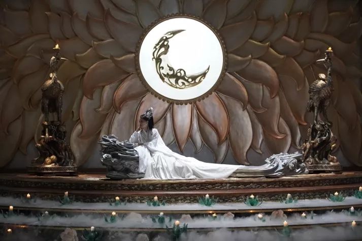 绝代双骄央视版多少集,央视版绝代双骄好看吗