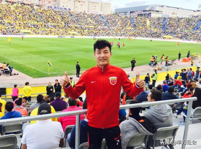 姝︾闃垮叞楂樻媺鐗瑰焹鍏嬫．,姝︾闊︿笘璞珮鎷夌壒闃垮叞