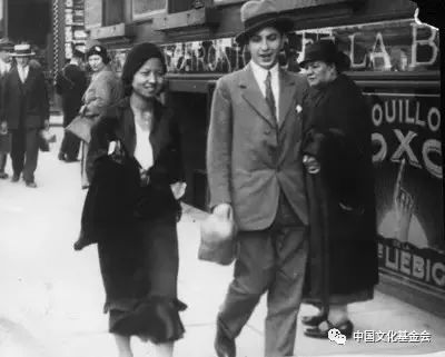 中国女人在欧洲被尊为圣母,被欧洲人尊为圣母的中国女人