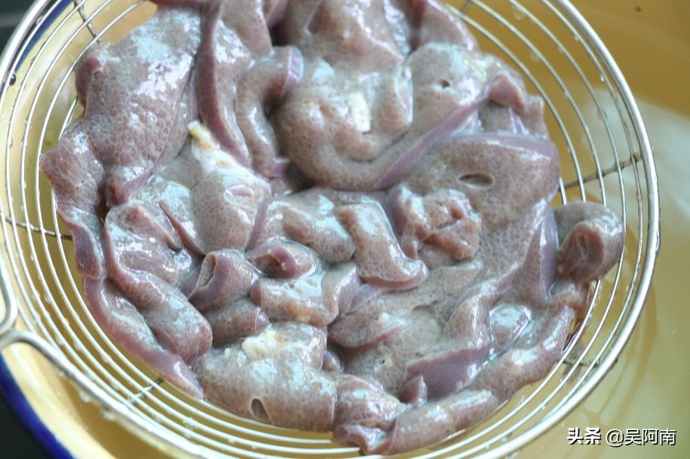 正宗猪肝汤的做法家常,猪肝汤怎么做才滑嫩