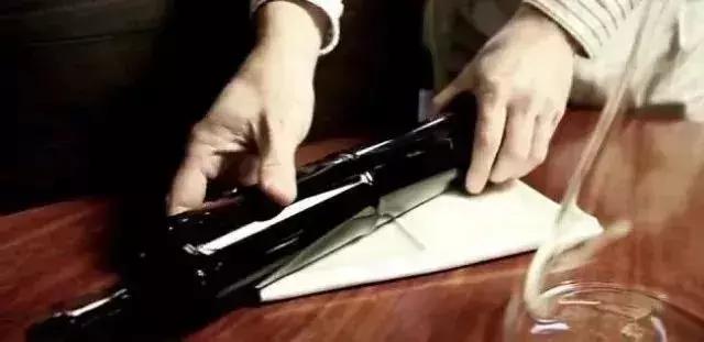 世界上最贵的红酒多少人民币,世界最贵红酒排行榜前十名