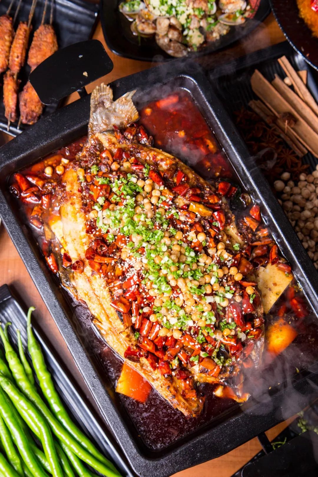 重庆火山烤鱼,麻辣火山烤鱼