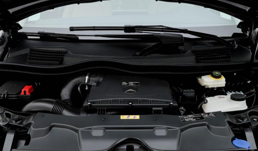 新一代奔驰v260l报价及图片,试驾奔驰v260l旗舰车型