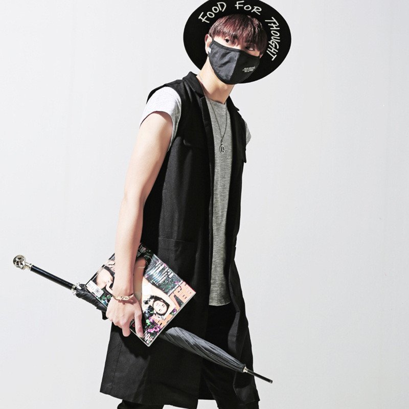 马甲这样搭配最显时髦风范,马甲怎么穿搭配才好看