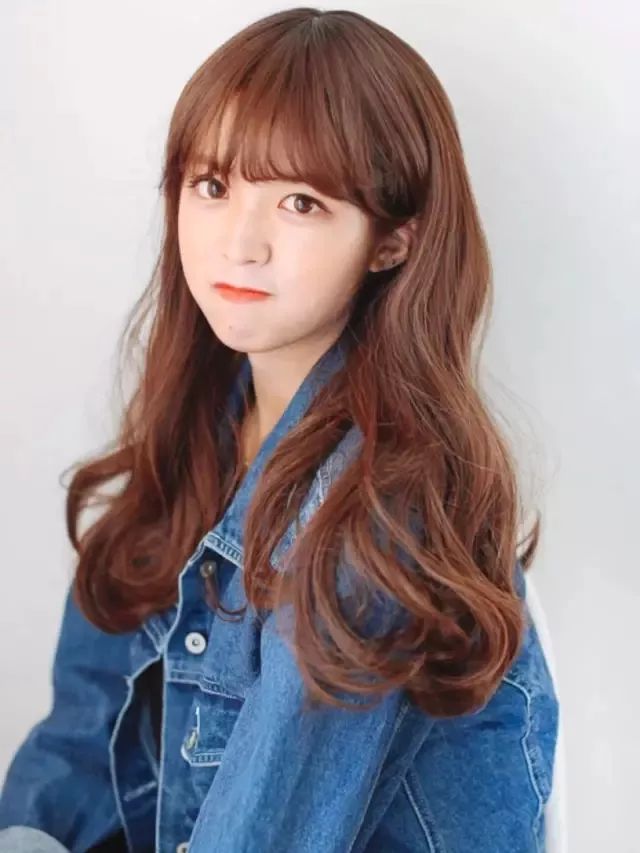 新年发型推荐齐肩发发量多,30-40岁适合发型男士圆脸发质细软