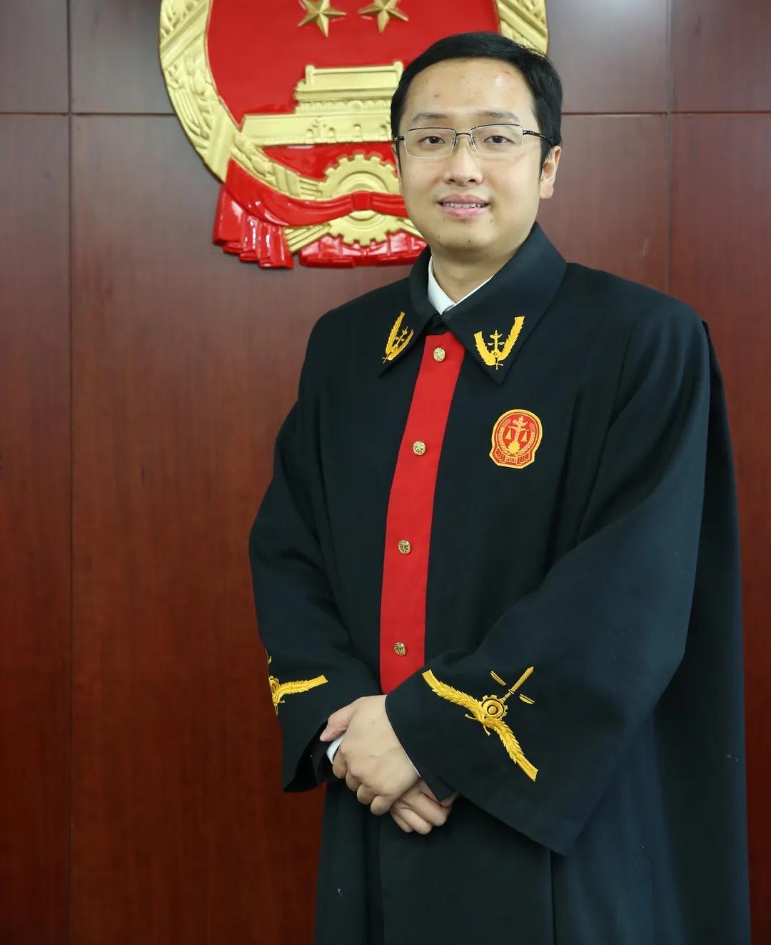 私密空间*拍偷**、AI换脸?看看民法典人格权编如何回应!