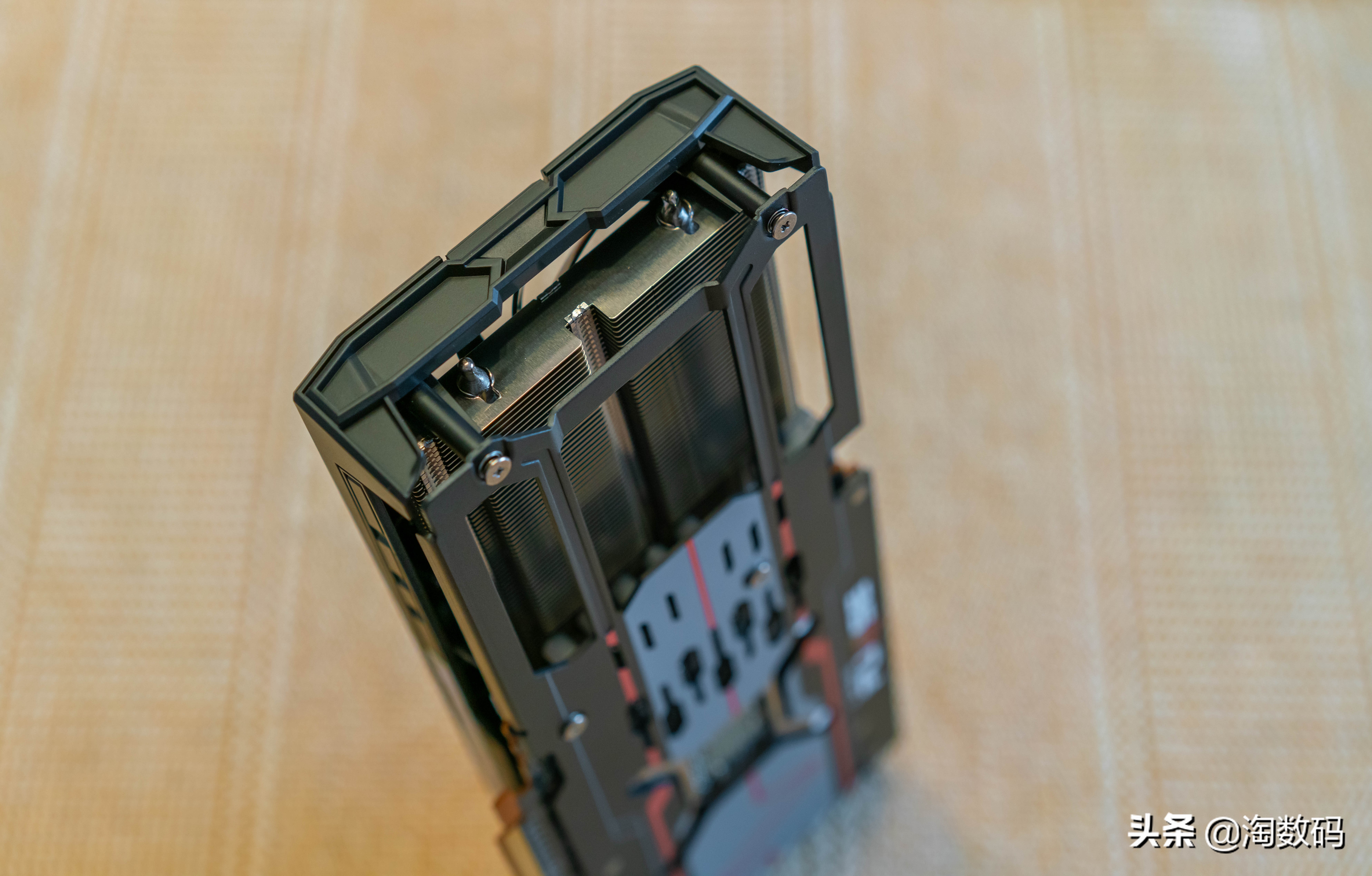 蓝宝石5600xt白金版pro游戏测试,蓝宝石rx5600xt白金版pro显卡