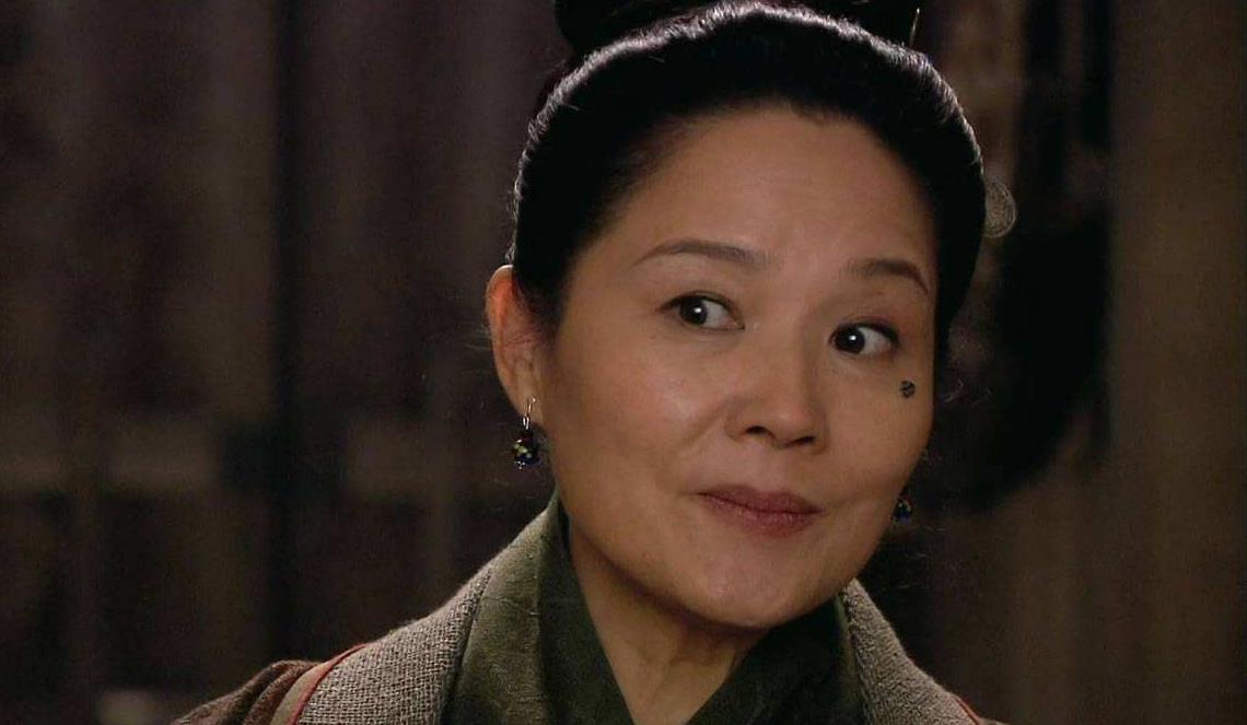 害死武大郎的王婆，她的身份真是茶铺老板娘吗？