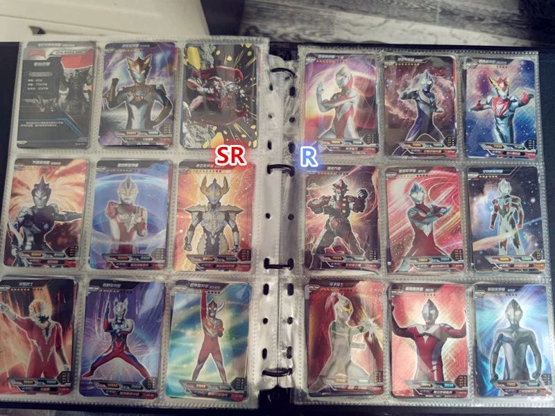 奥特曼卡片是雷霆还是黑钻版,奥特曼卡片到底要不要买呢