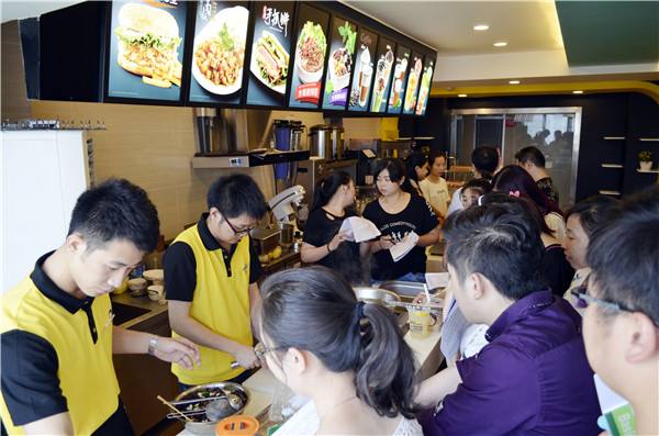 特许经营加盟模式选择有哪些,没经验开加盟店靠谱么