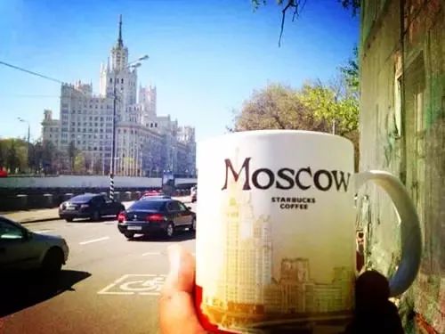 品牌IP火到你不敢认，星巴克“猫爪杯”竟能卖到1348元