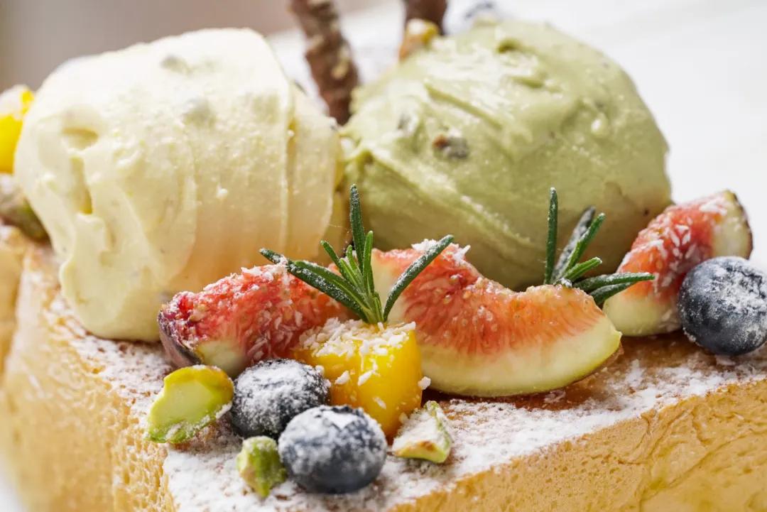 12种不同吃冰淇淋的方法,夏天吃冰淇淋的正确方式