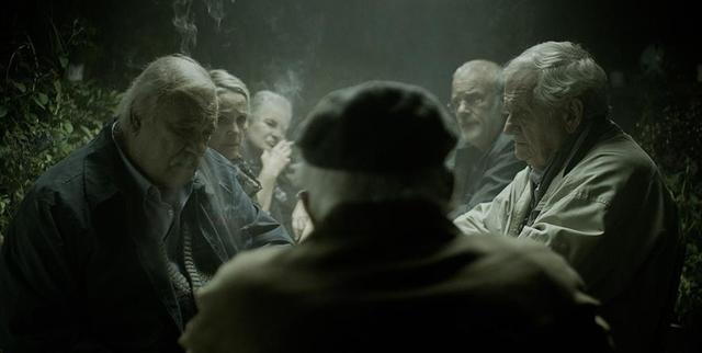 有尊严的死去还是没有尊严的活着,有尊严的死亡歌词