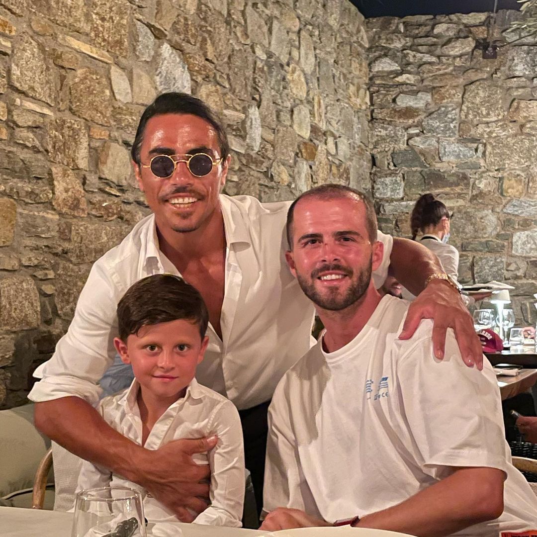 登贝莱对巴萨到底有什么不满,登贝莱接近与巴萨降薪续约