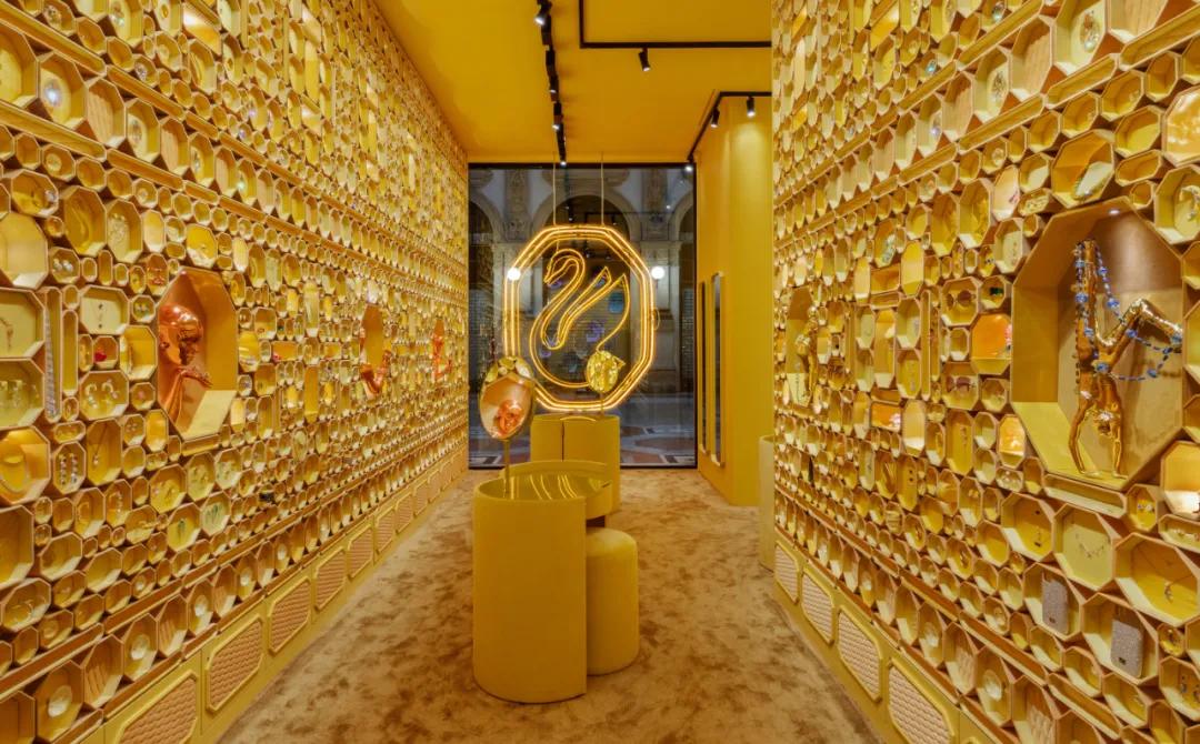 施华洛世奇双红天鹅,施华洛世奇新出天鹅