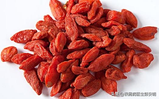 男人每天一把枸杞子,每日一把枸杞子你想不到的功效