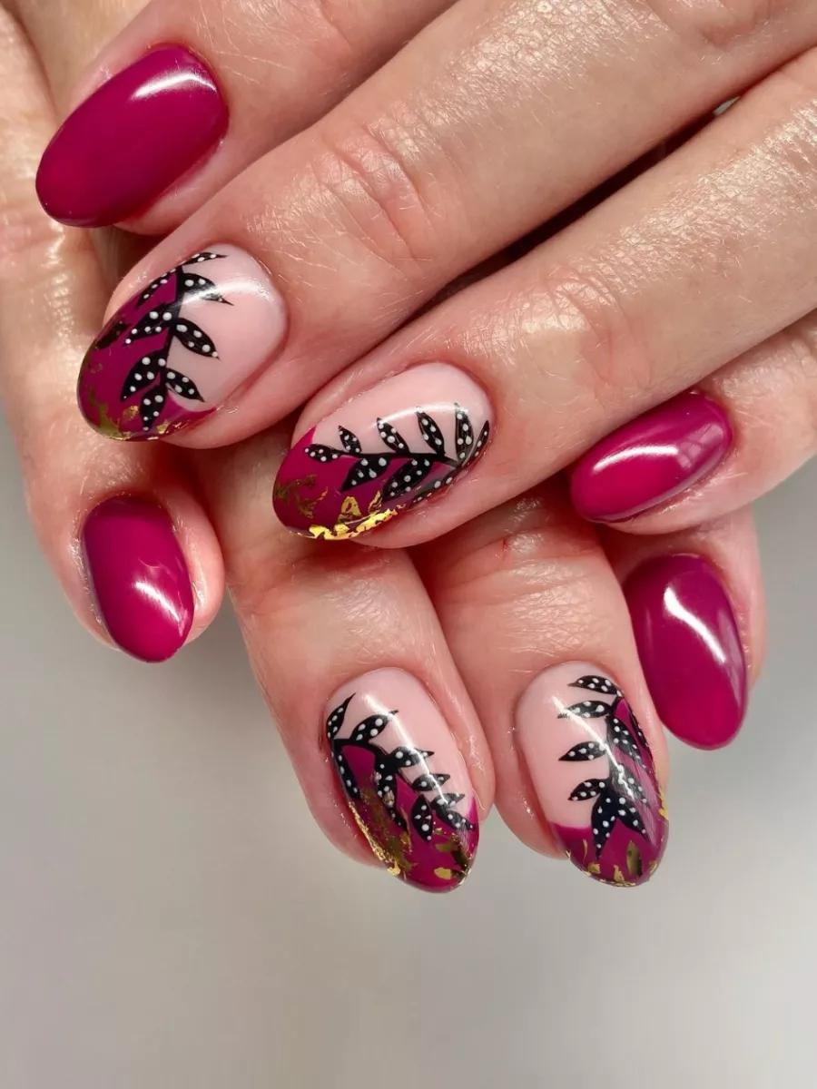 彩绘美甲需要有美术基础吗,彩绘较多的美甲